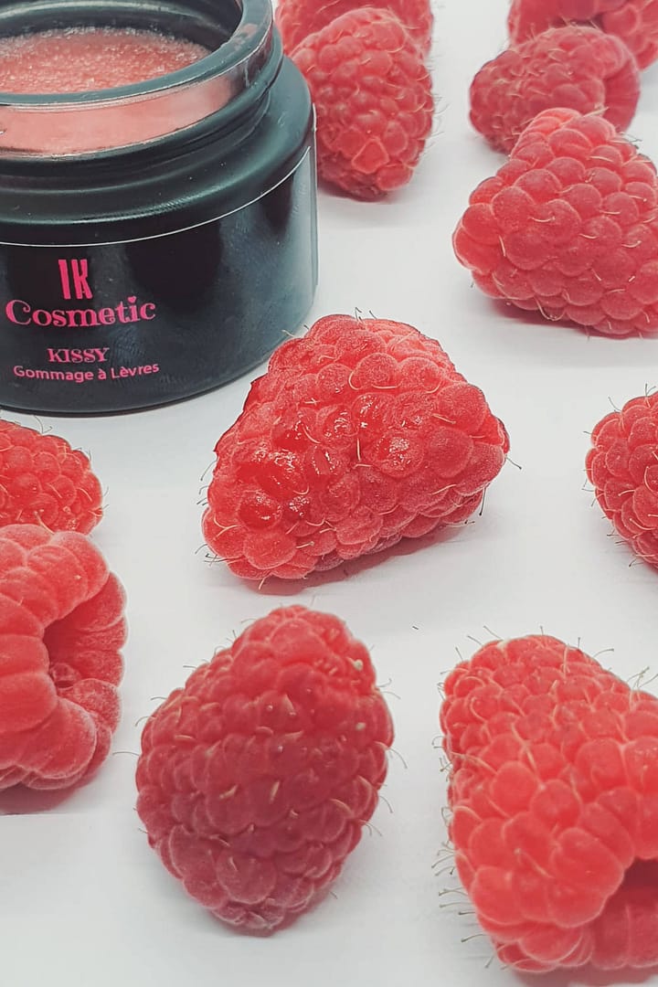 ik Cosmetic - KISSY gommage à lèvres